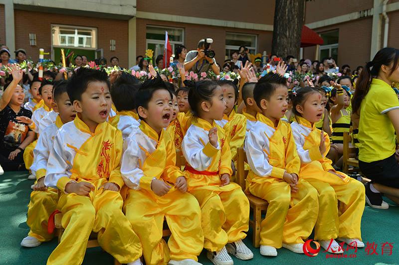 六一國際兒童節(jié)來臨之際，北京市第五幼兒園以“啟迪夢想、炫彩童年”為主題，舉行親子科技嘉年華活動。熊旭 攝